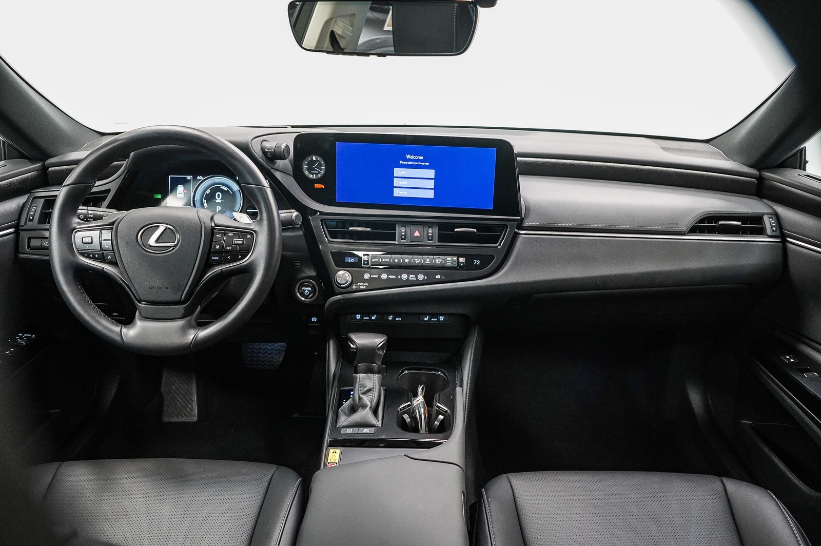 Thumbnail: 2025 Lexus ES - 12