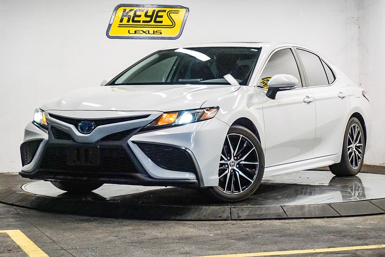 Thumbnail: 2024 Toyota Camry - 1