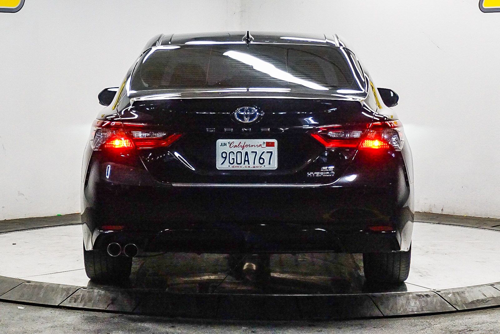 Thumbnail: 2023 Toyota Camry - 3