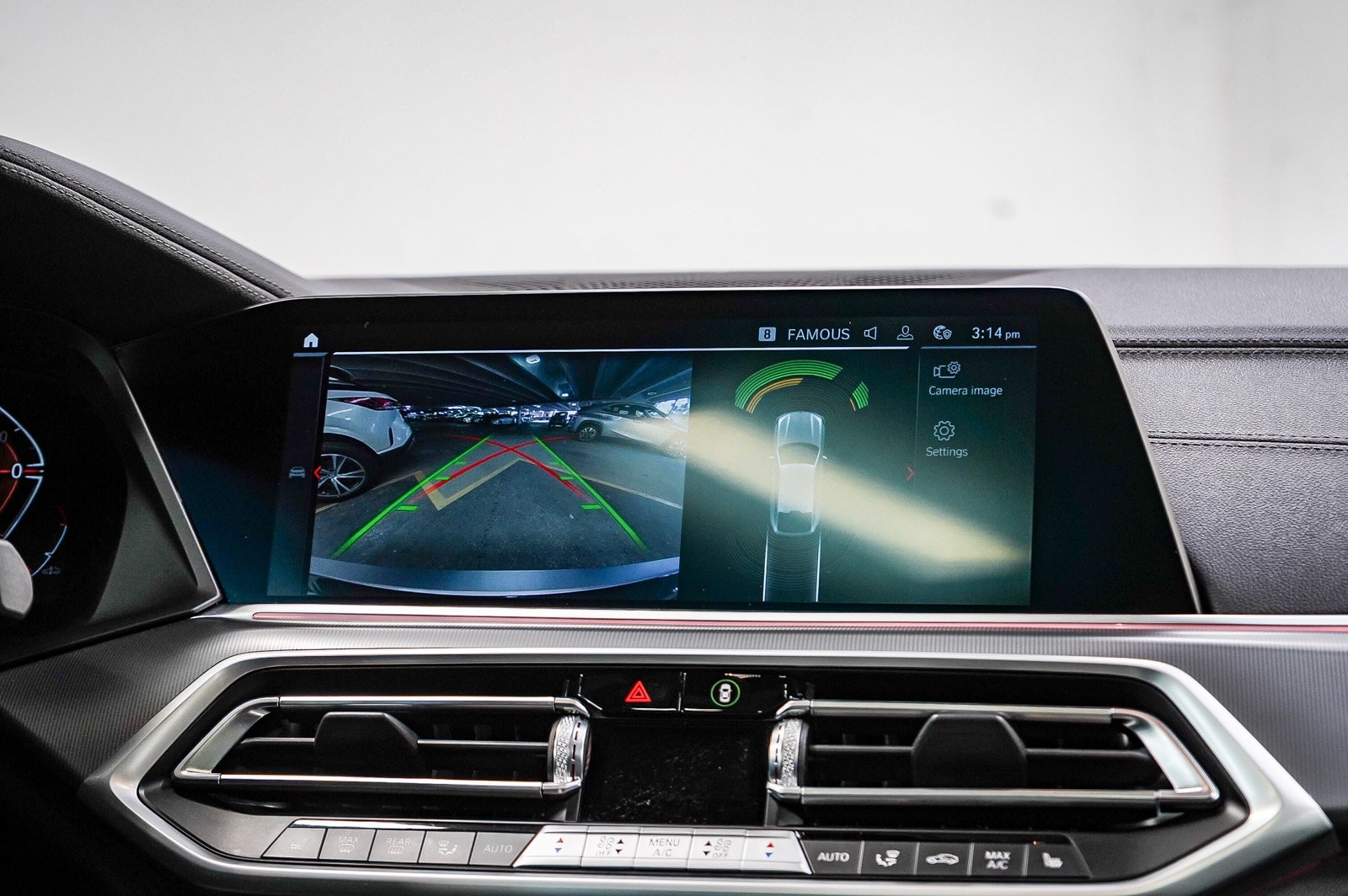 Thumbnail: 2023 BMW X6 - 14