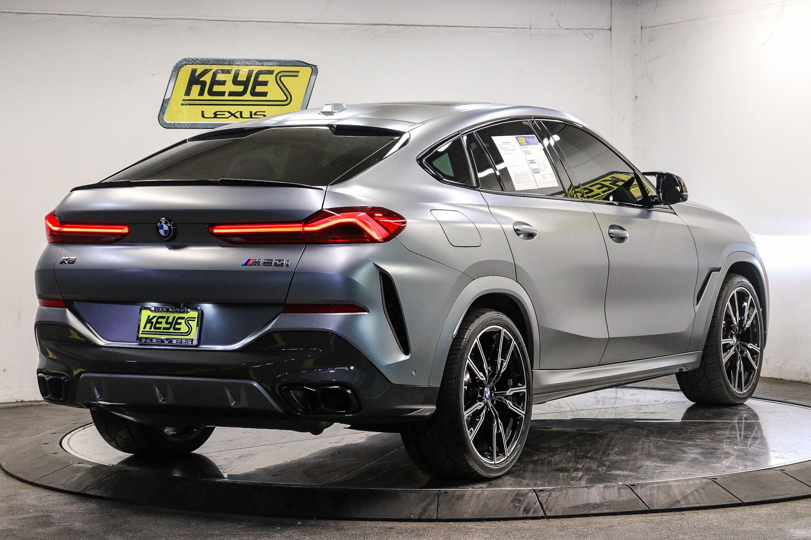 Thumbnail: 2026 BMW X6 - 4
