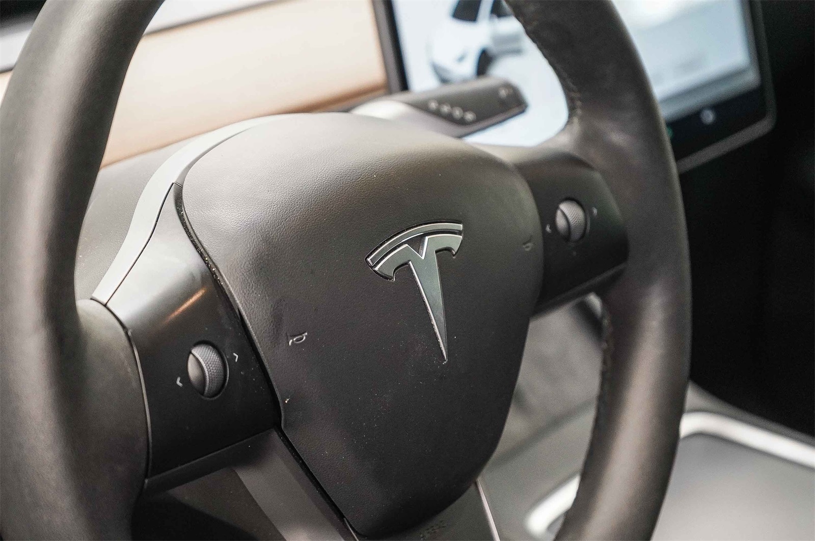 Thumbnail: 2023 Tesla Model Y - 20