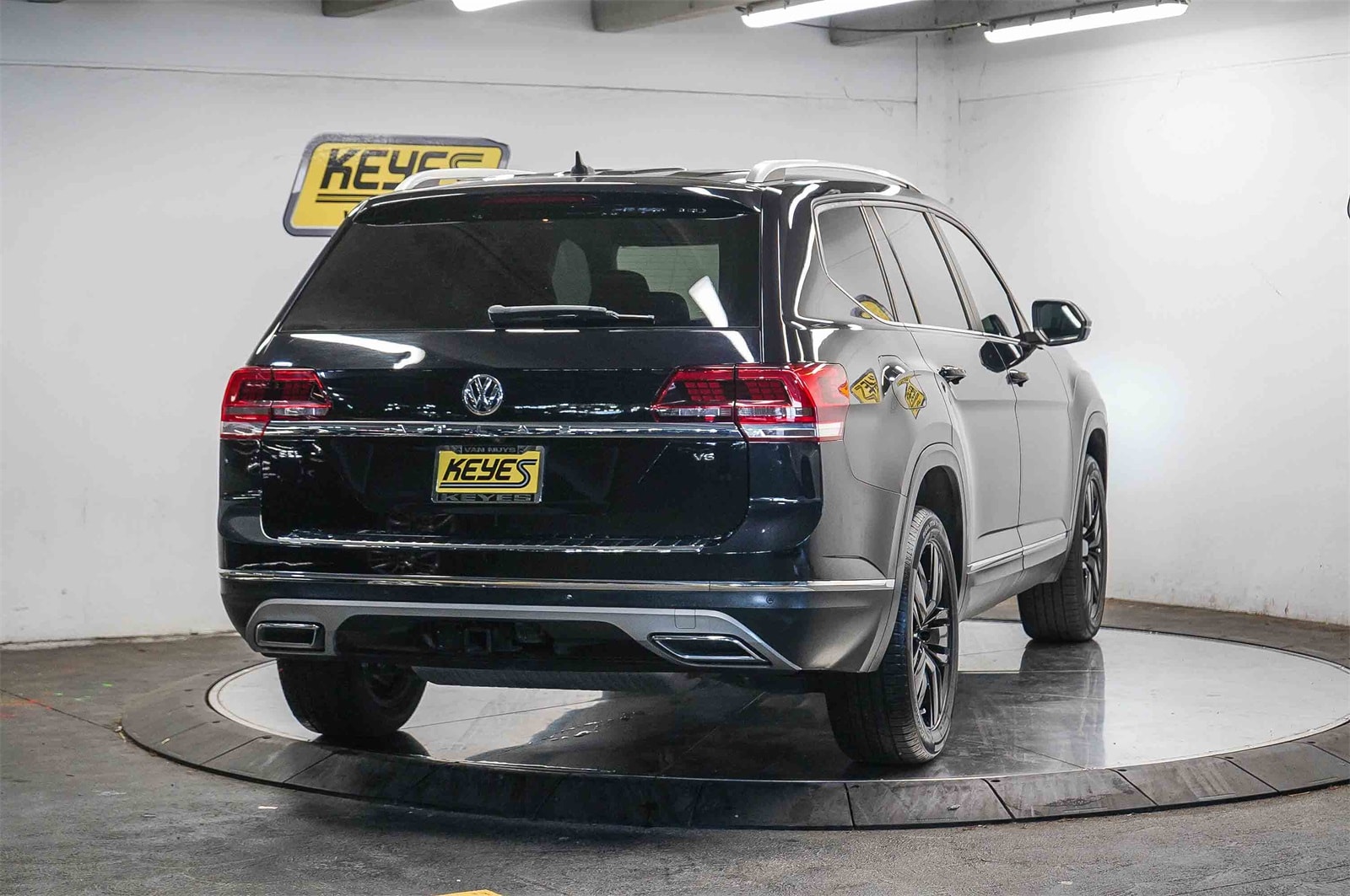 Thumbnail: 2019 Volkswagen Atlas - 4