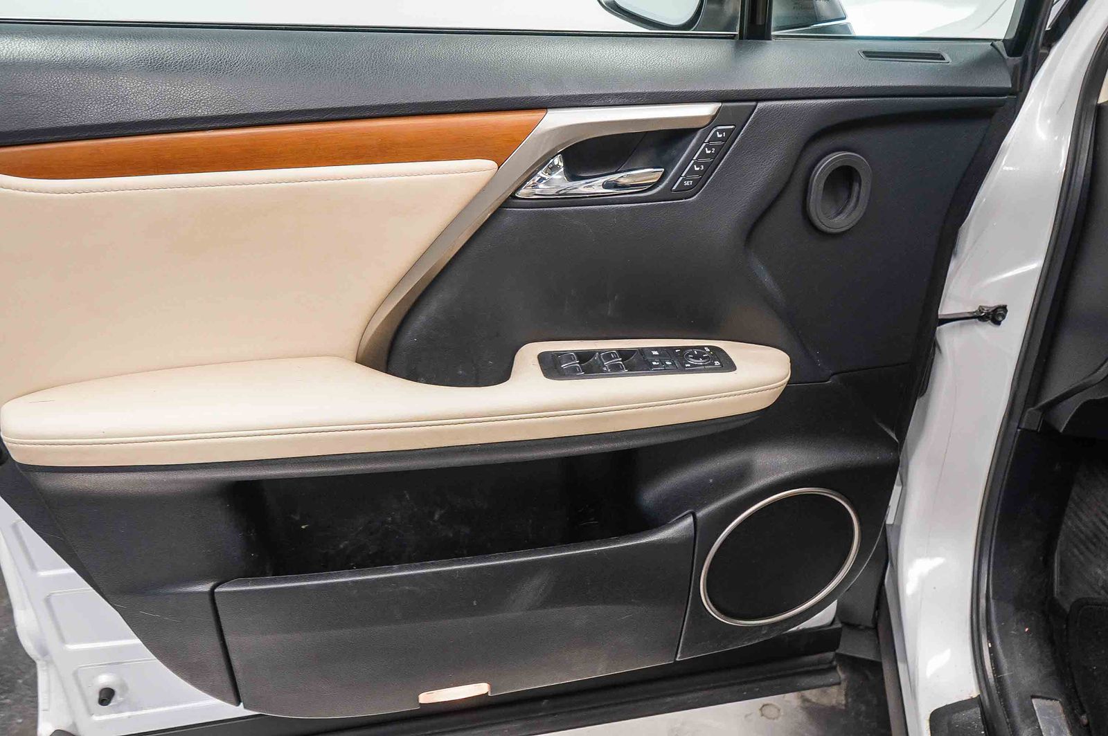 Thumbnail: 2021 Lexus RX - 21