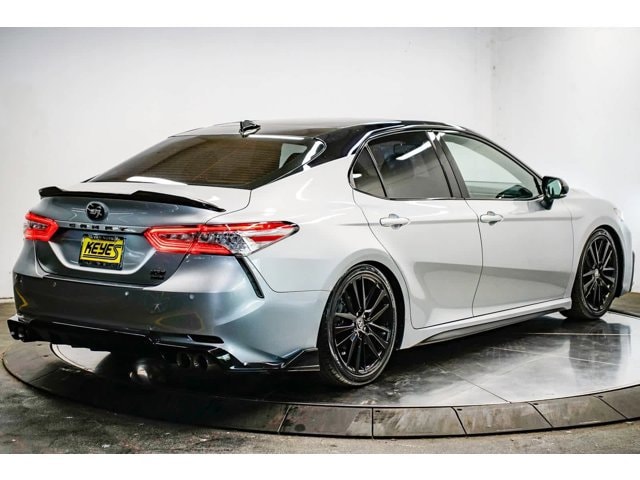 2022 Toyota Camry XSE 4