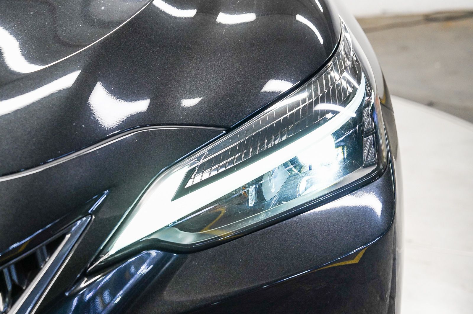 Thumbnail: 2024 Lexus ES - 6