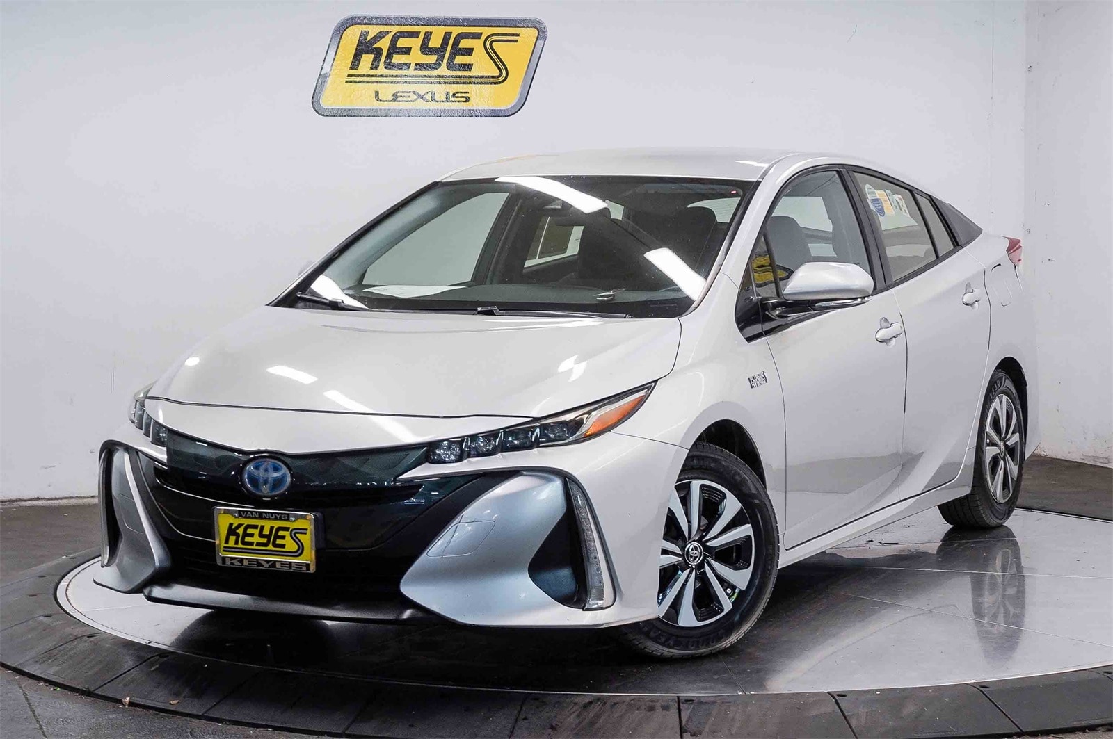 2017 Toyota Prius Prime Plus -
                  Van Nuys, CA