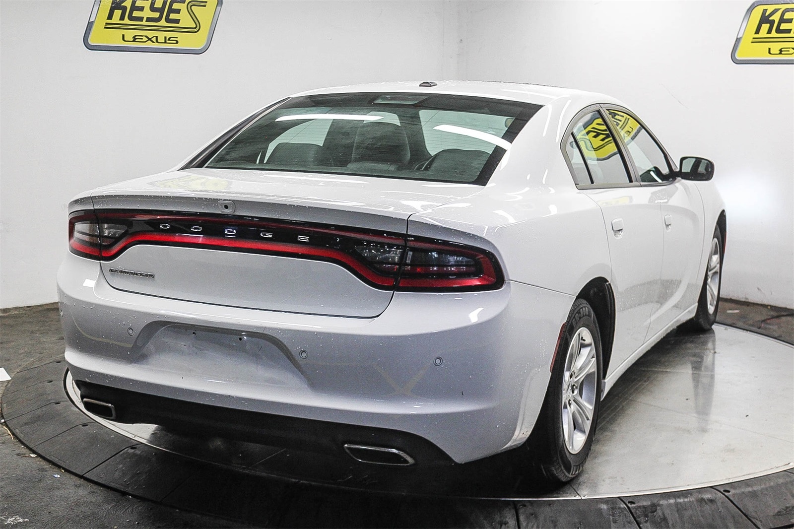 Thumbnail: 2022 Dodge Charger - 6