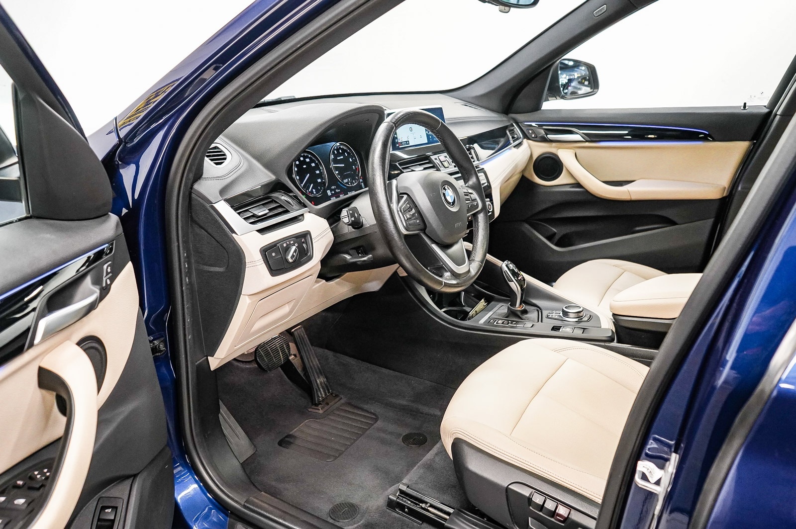 Thumbnail: 2020 BMW X1 - 18