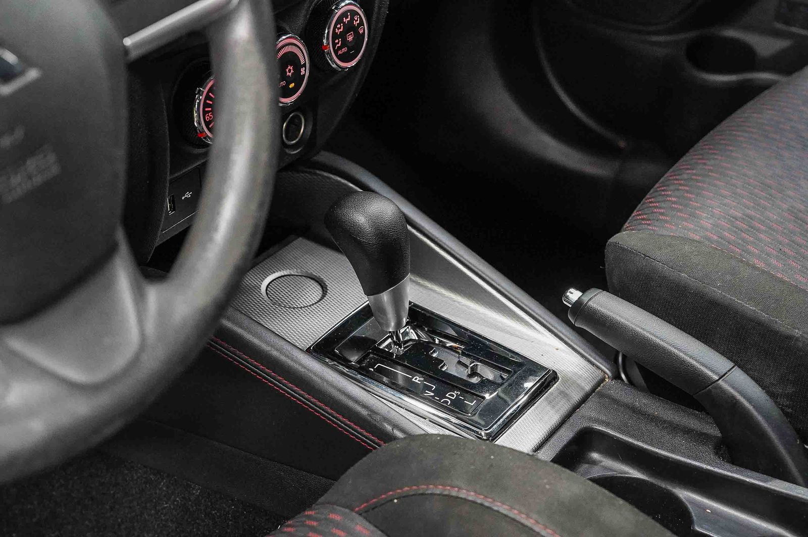 Thumbnail: 2018 Mitsubishi Outlander Sport - 22