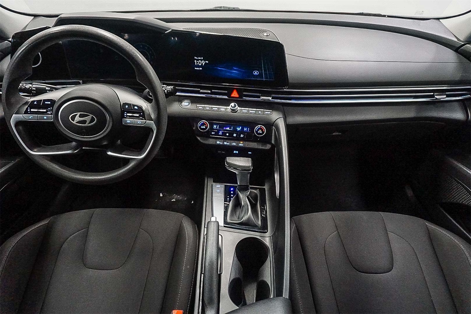 Thumbnail: 2024 Hyundai Elantra - 12