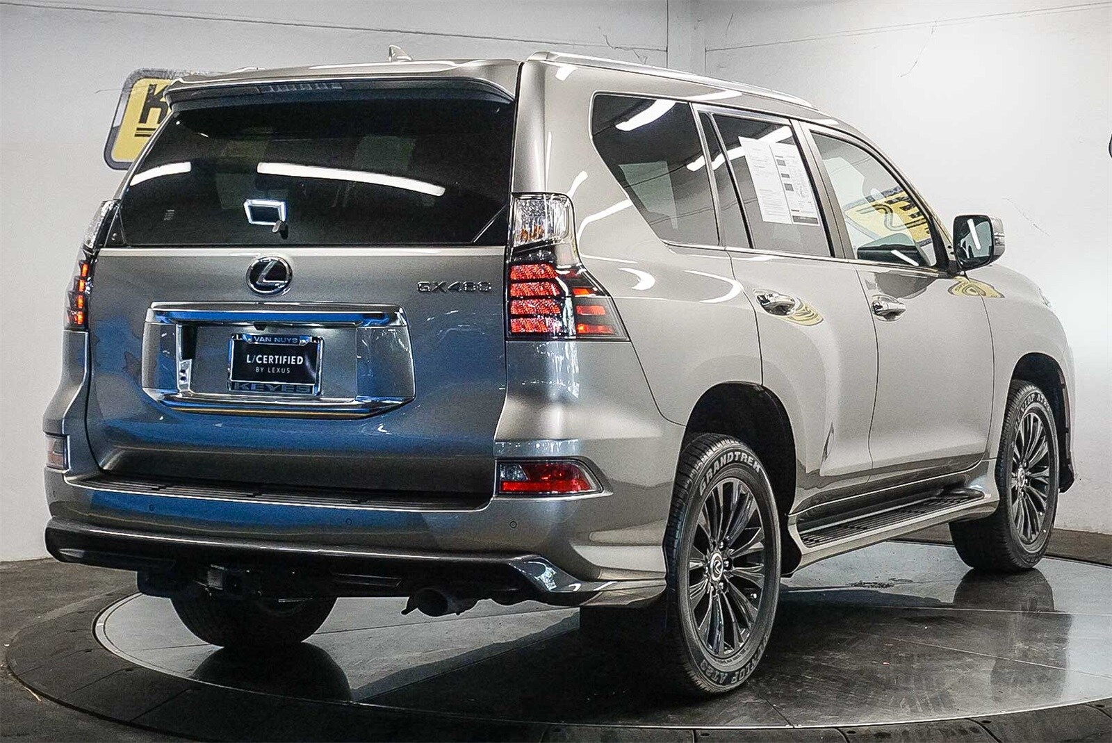2023 Lexus GX 460 Premium photo 4