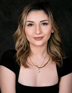 Staff member Elizabet Petrova from ID_ec83dae6ae59