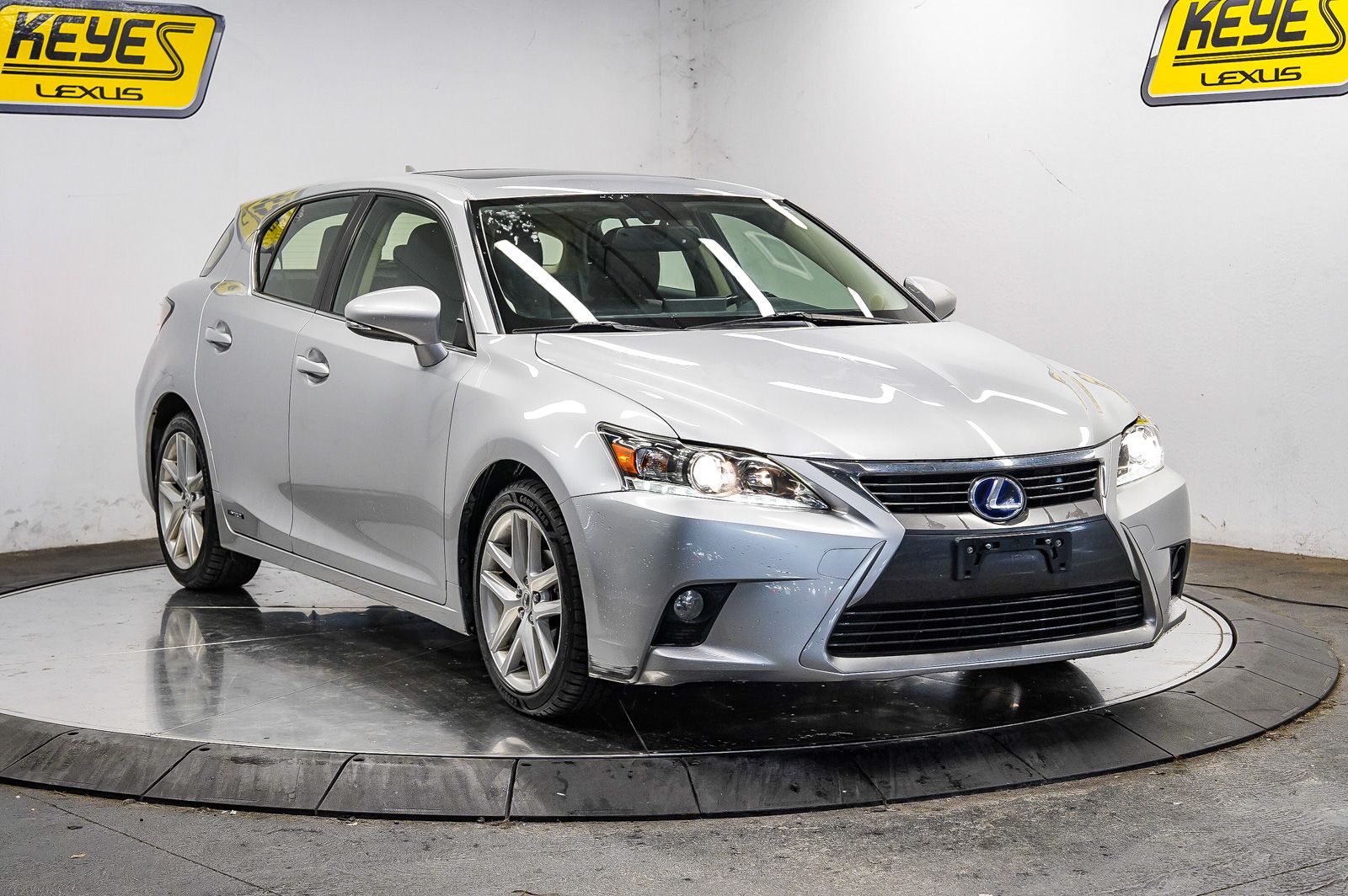 Thumbnail: 2015 Lexus CT - 4