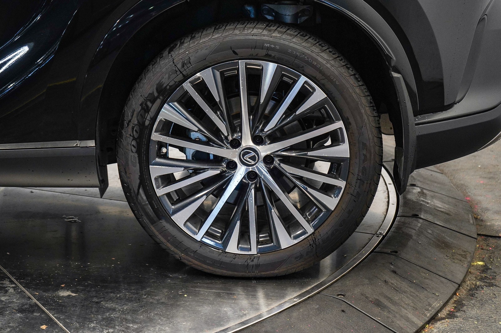 Thumbnail: 2023 Lexus RX - 10