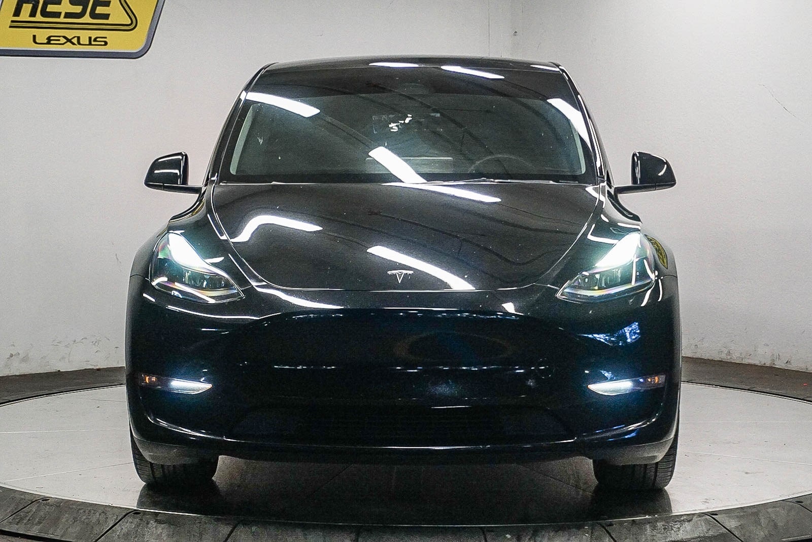Thumbnail: 2023 Tesla Model Y - 6