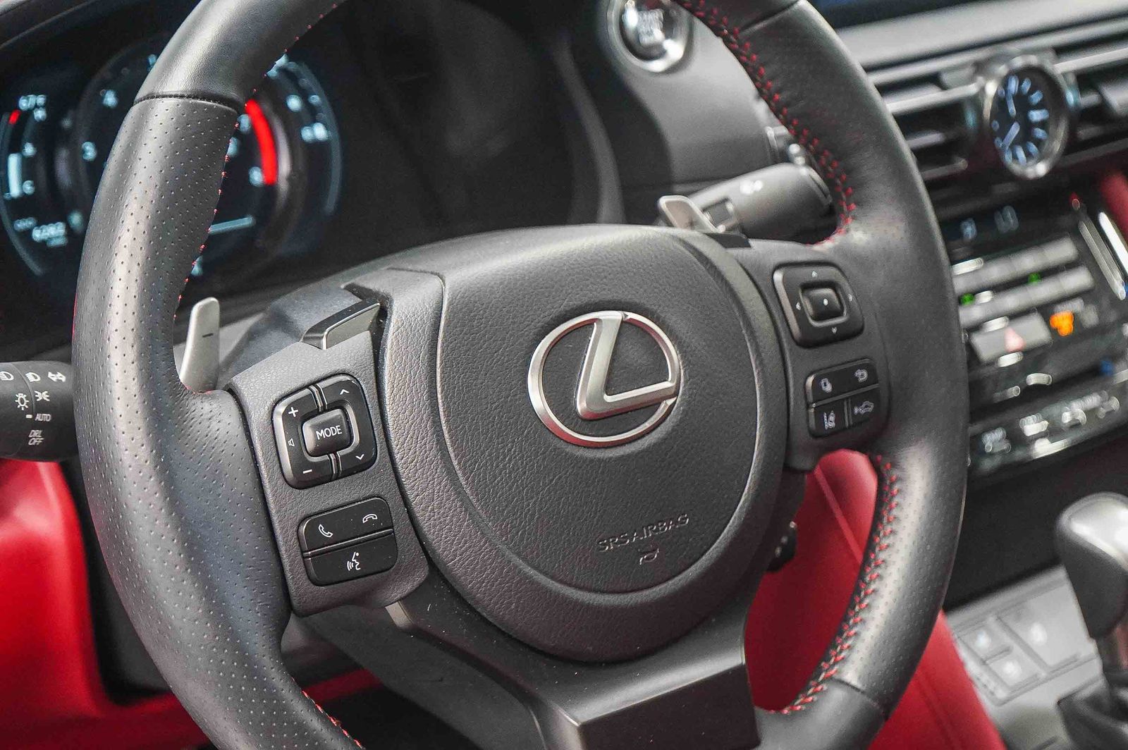 Thumbnail: 2025 Lexus IS - 21