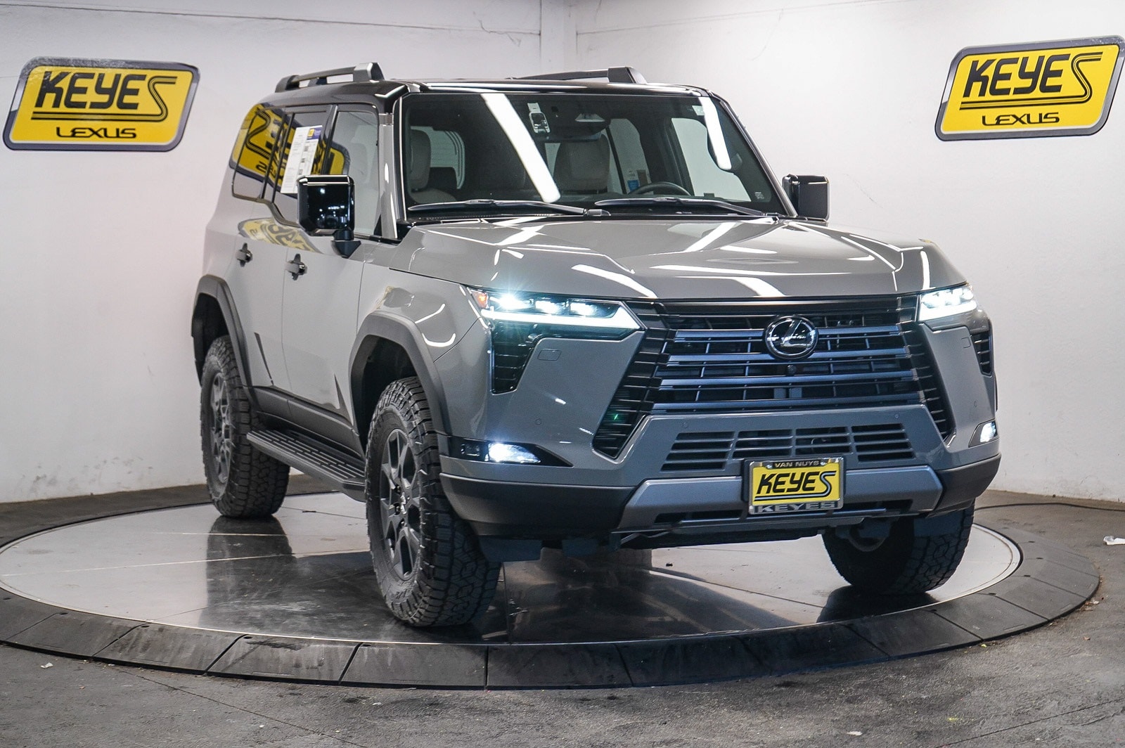 Thumbnail: 2025 Lexus GX - 5