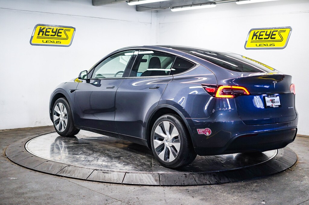 Used 2022 Tesla Model Y Long Range SUV