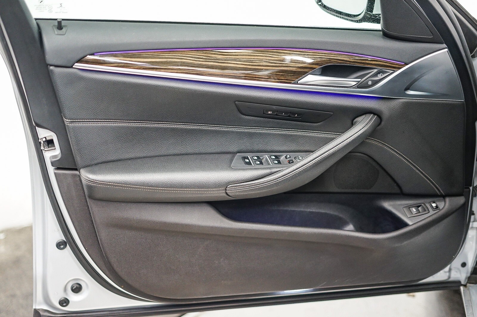 Thumbnail: 2019 BMW 5 Series - 21