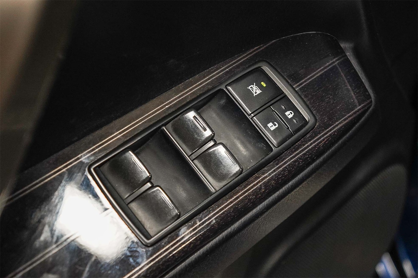 Thumbnail: 2020 Lexus GX - 20