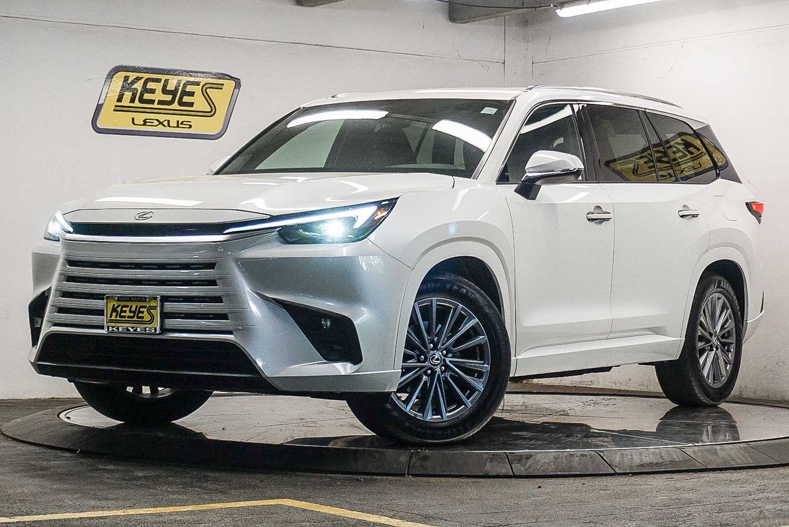 2025 Lexus TX 350 -
                  Van Nuys, CA