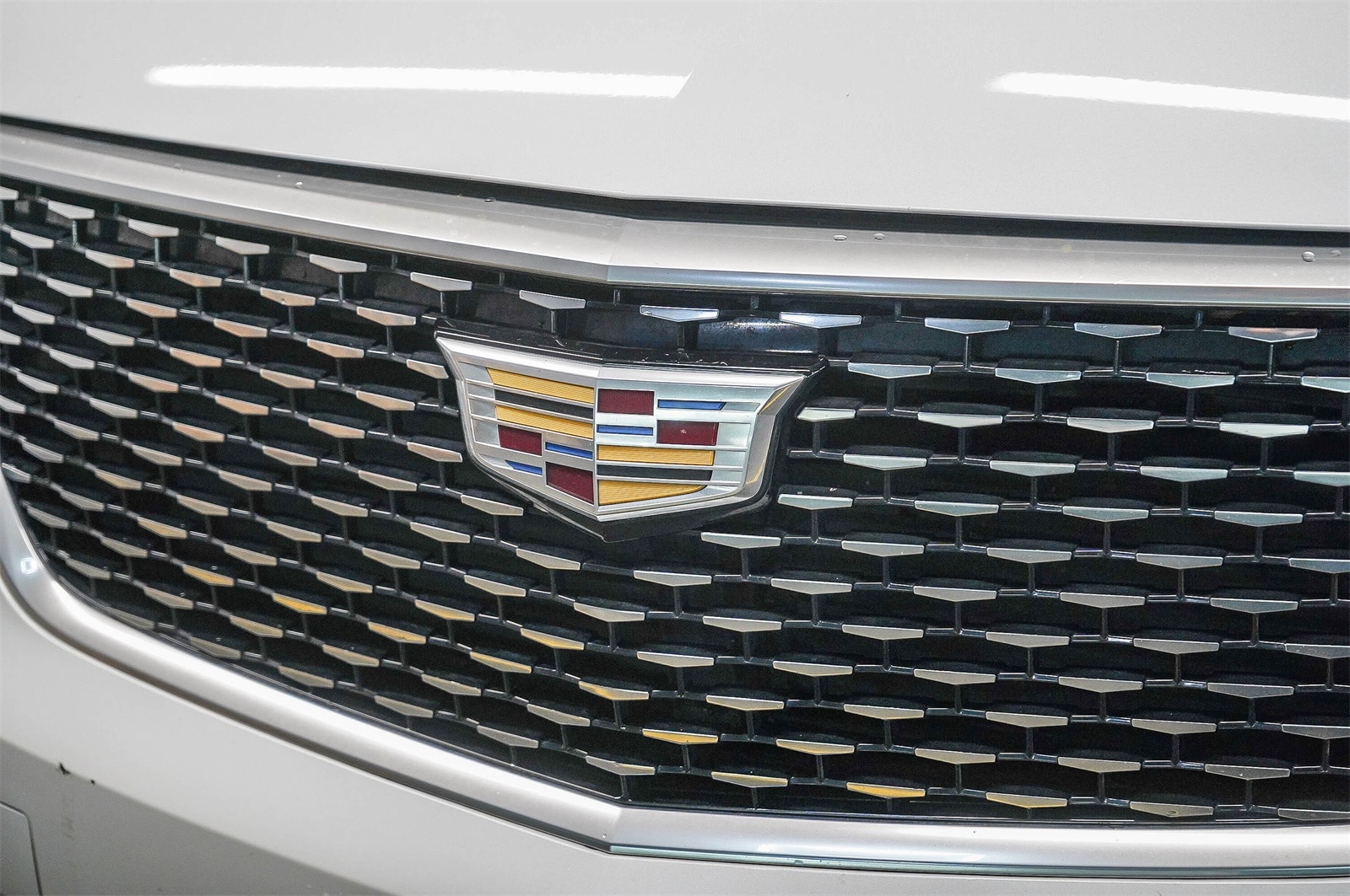 Thumbnail: 2020 Cadillac XT6 - 8