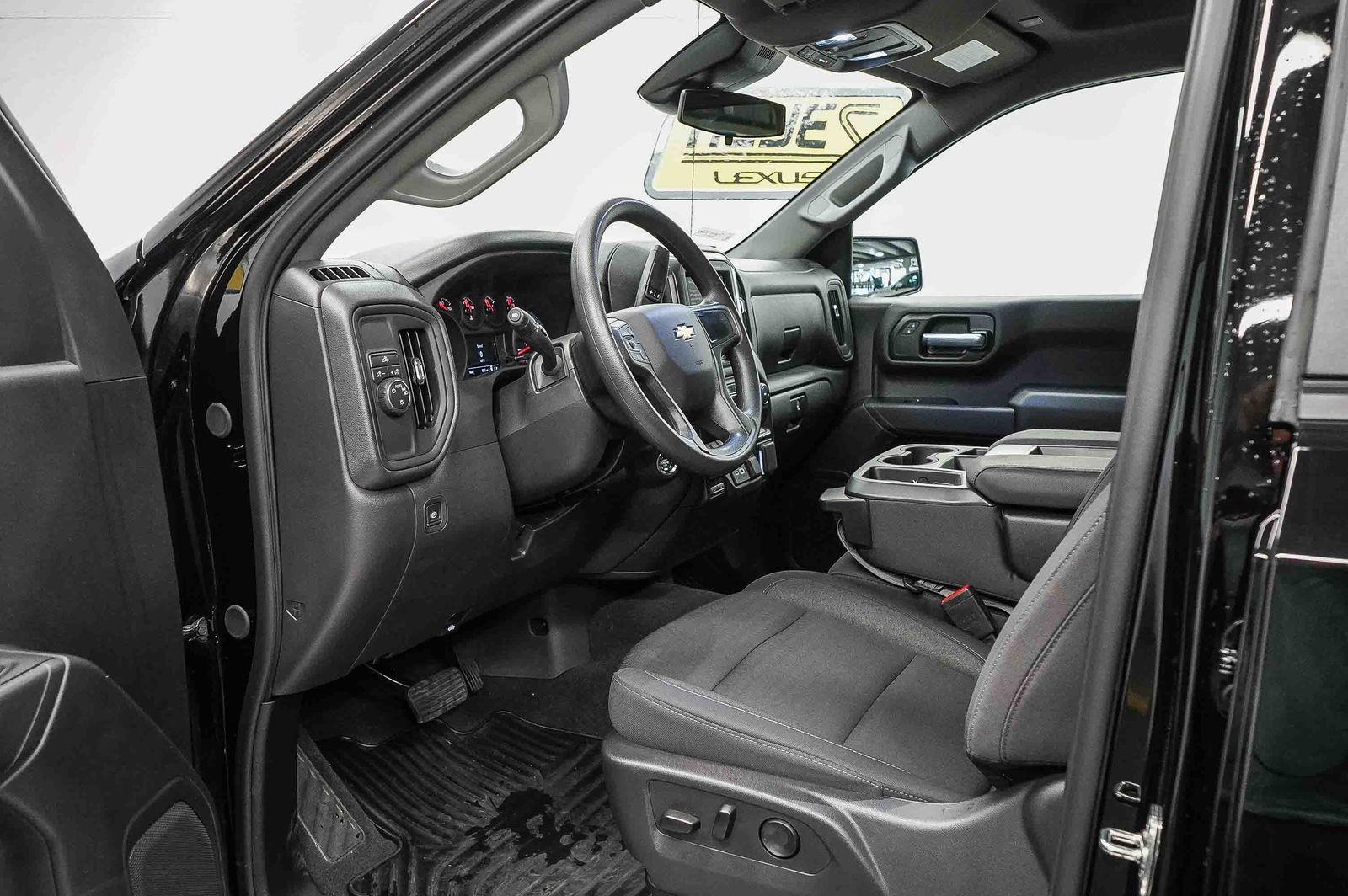 Thumbnail: 2026 Chevrolet Silverado 1500 - 17