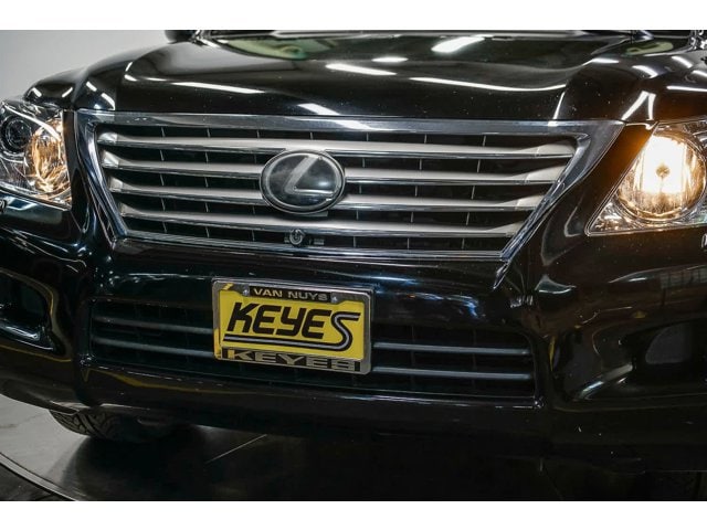 Thumbnail: 2011 Lexus LX - 8