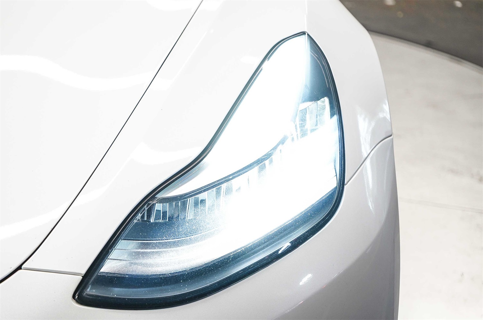 Thumbnail: 2020 Tesla Model 3 - 7