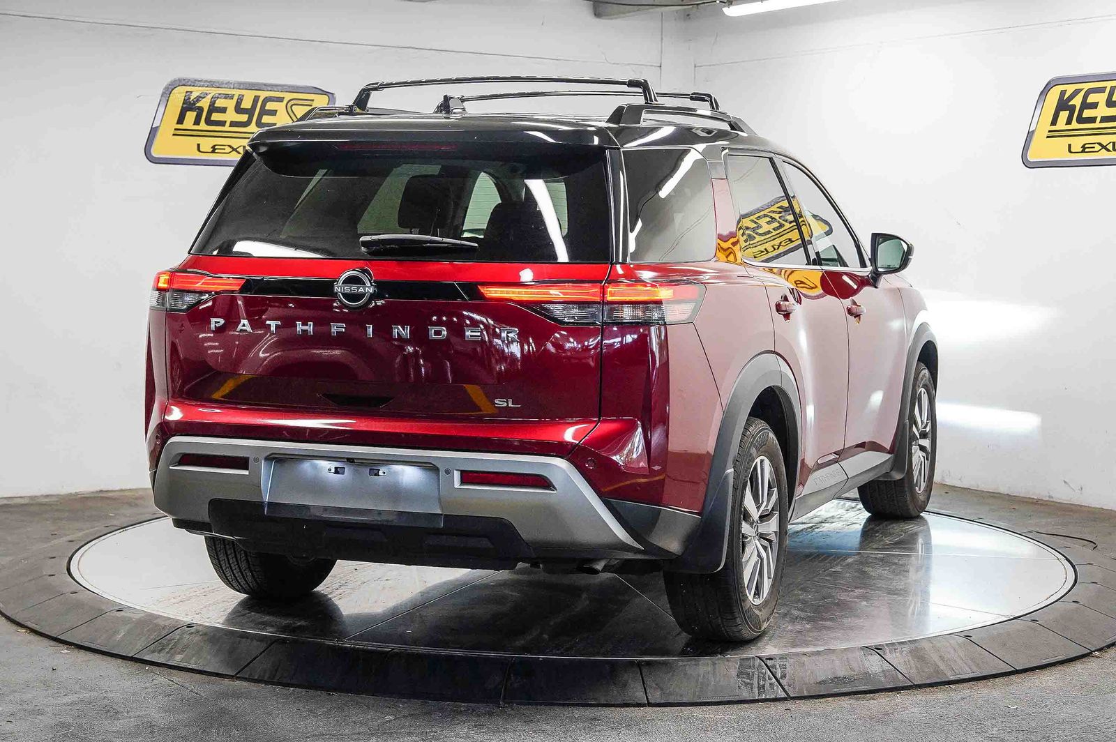Thumbnail: 2022 Nissan Pathfinder - 4