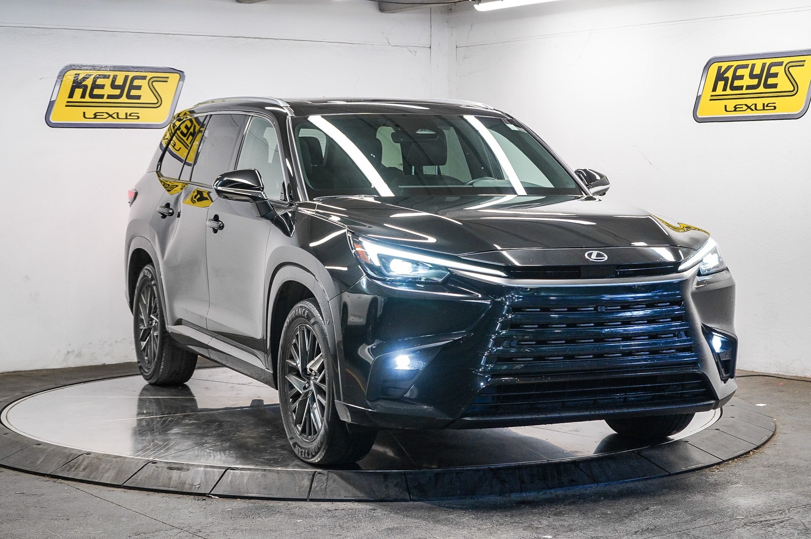 Thumbnail: 2024 Lexus TX - 5