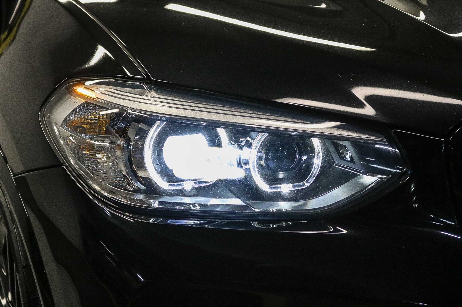 2021 Bmw X4 xDrive30i photo 2