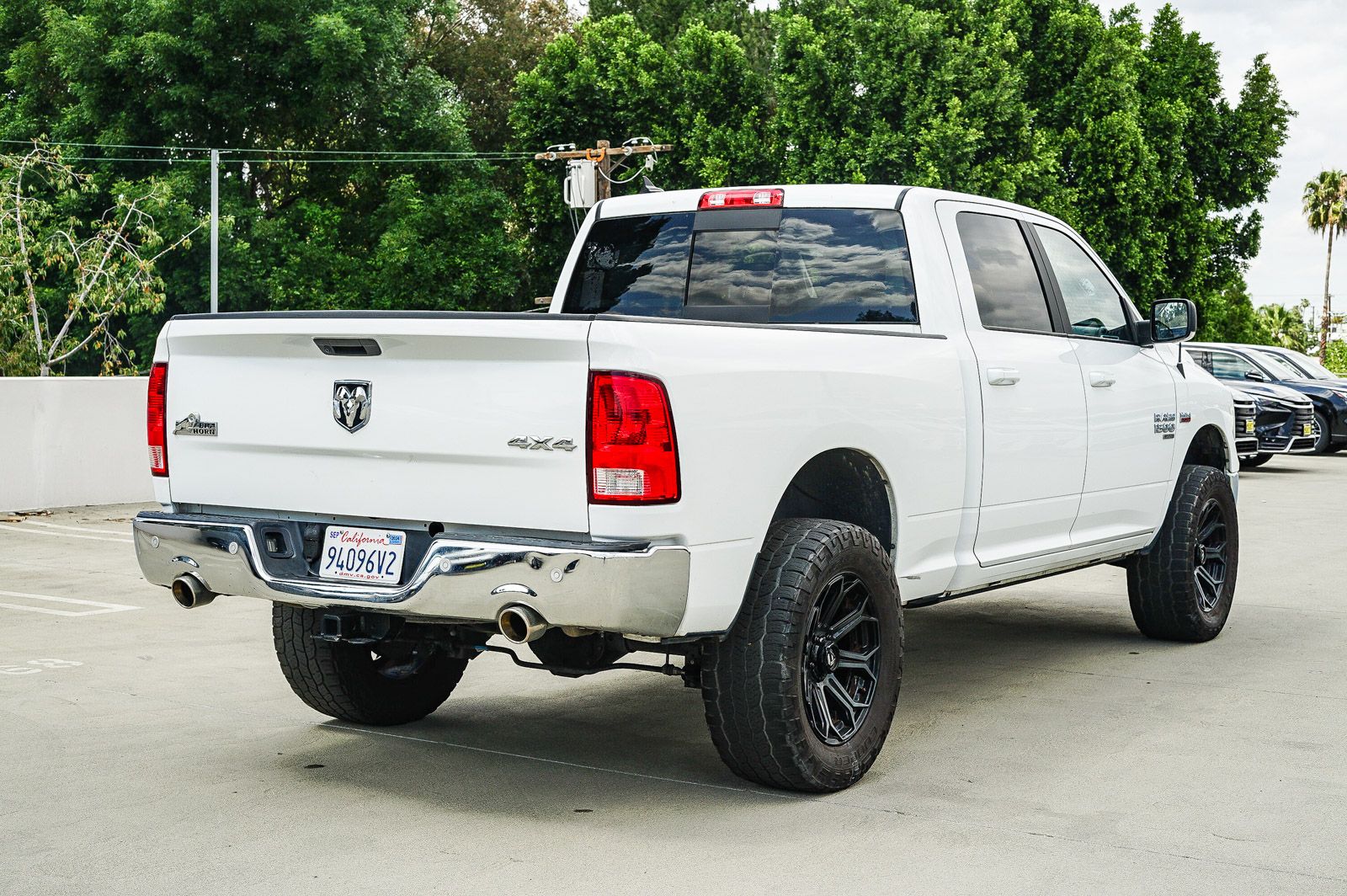 Thumbnail: 2019 RAM 1500 Classic - 4