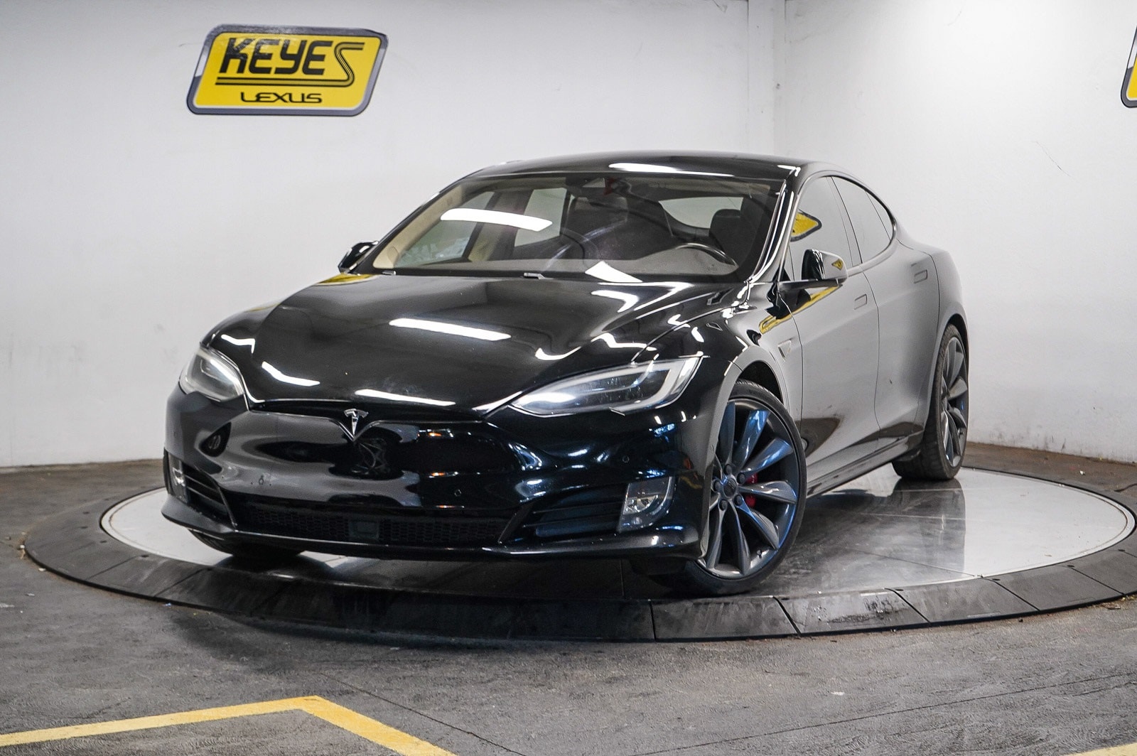 2016 Tesla Model S 70 -
                  Van Nuys, CA