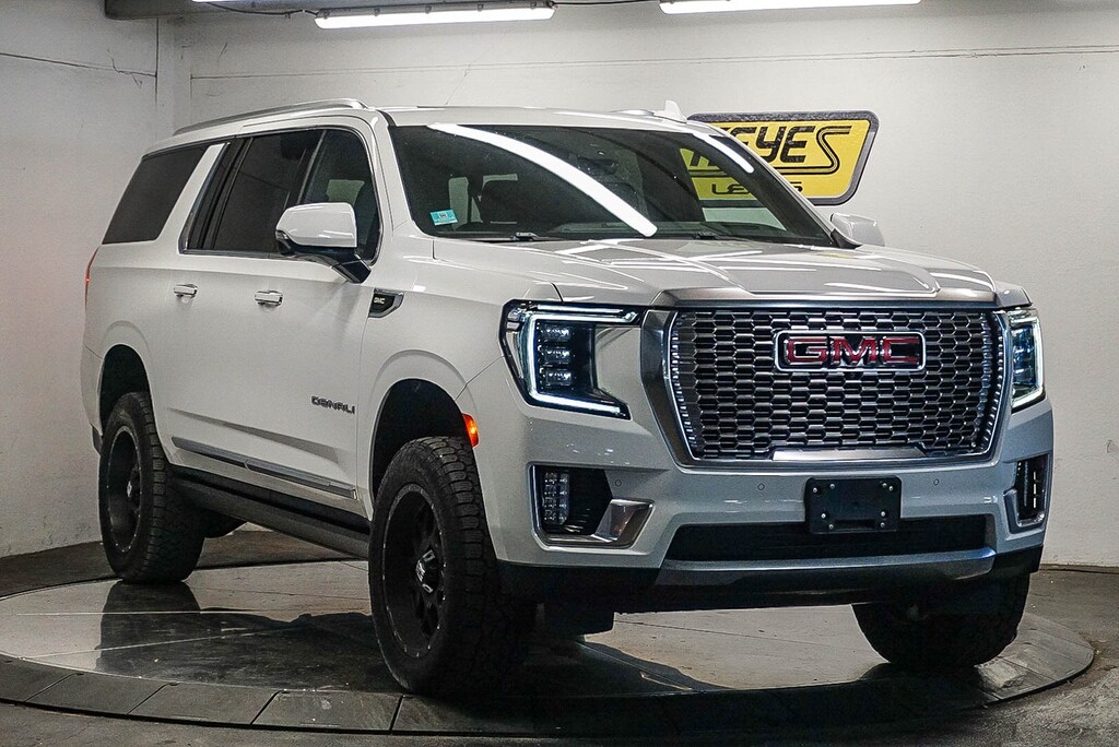 Used 2021 GMC Yukon XL Denali SUV