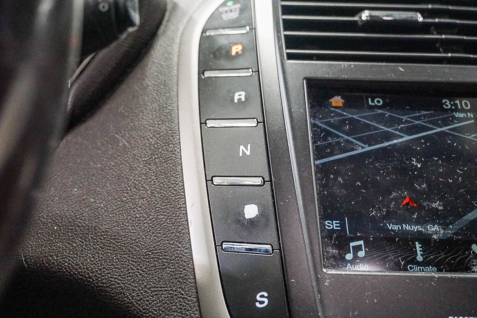 Thumbnail: 2017 Lincoln MKC - 19