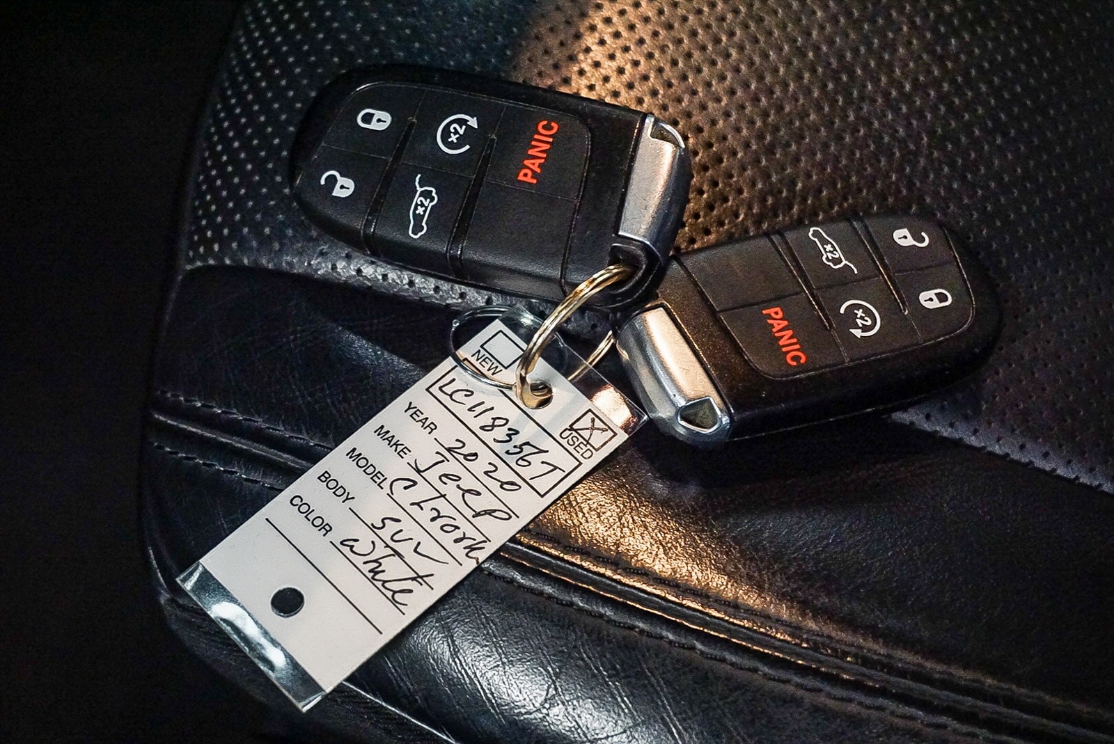 Thumbnail: 2020 Jeep Grand Cherokee - 21