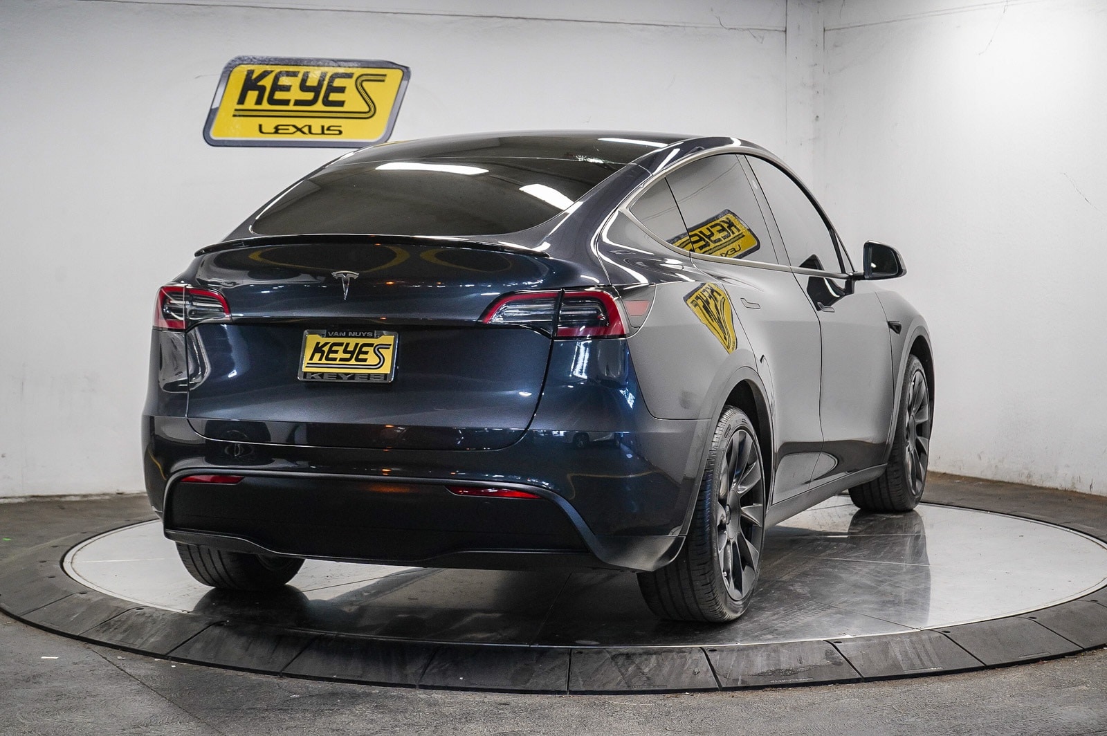 Thumbnail: 2025 Tesla Model Y - 3