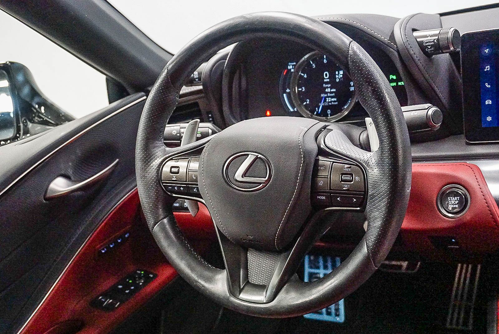 Thumbnail: 2024 Lexus LC - 15
