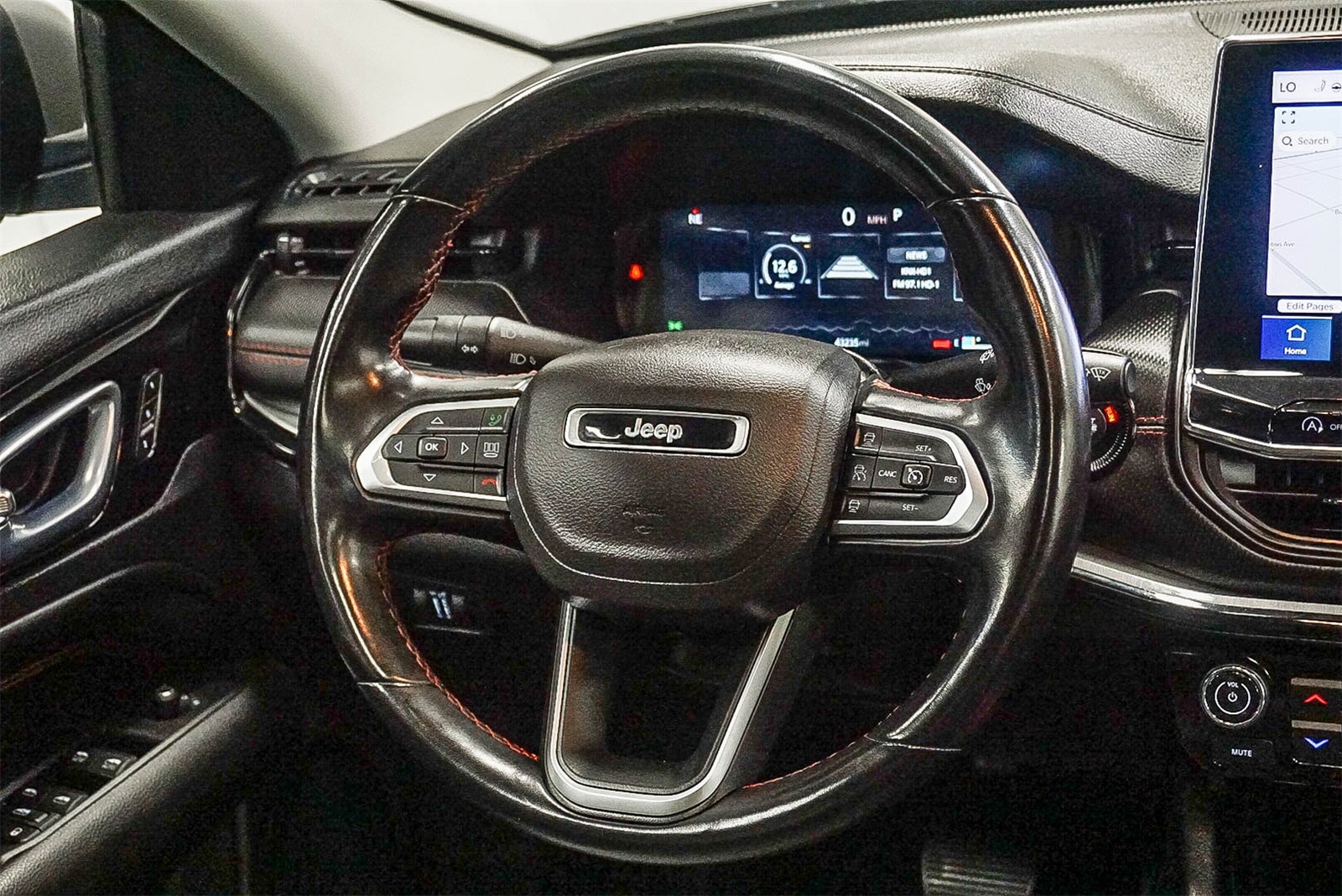 Thumbnail: 2022 Jeep Compass - 17