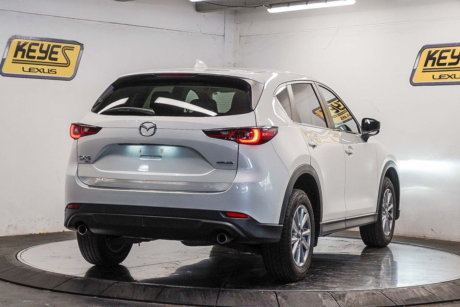 Thumbnail: 2023 Mazda CX-5 - 4