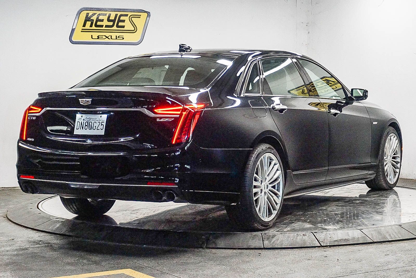 Thumbnail: 2019 Cadillac CT6 - 4