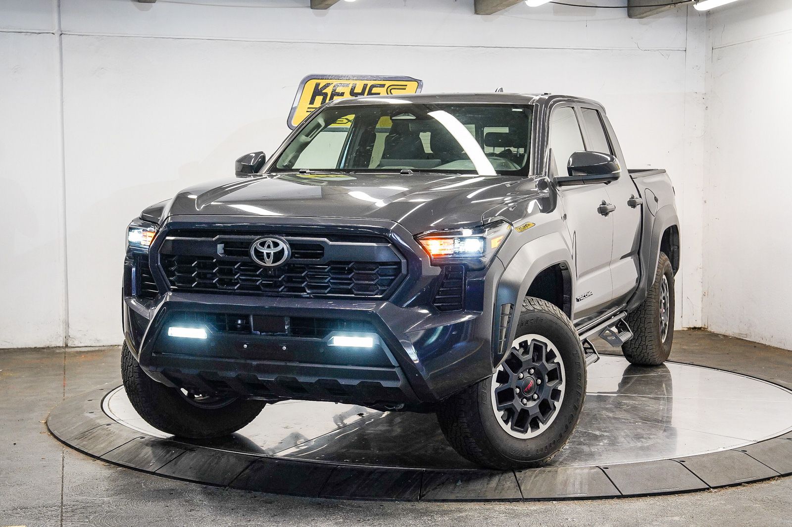 2024 Toyota Tacoma TRD Off Road 4x4 Double Cab Long Bed's photo