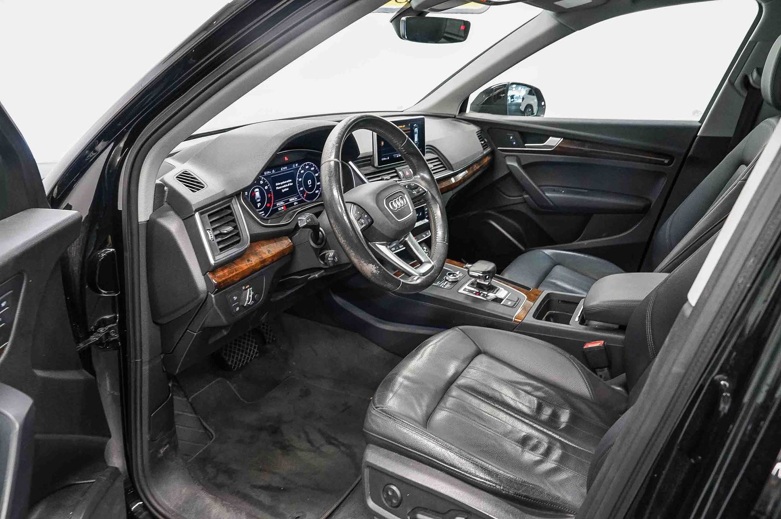 Thumbnail: 2018 Audi Q5 - 18