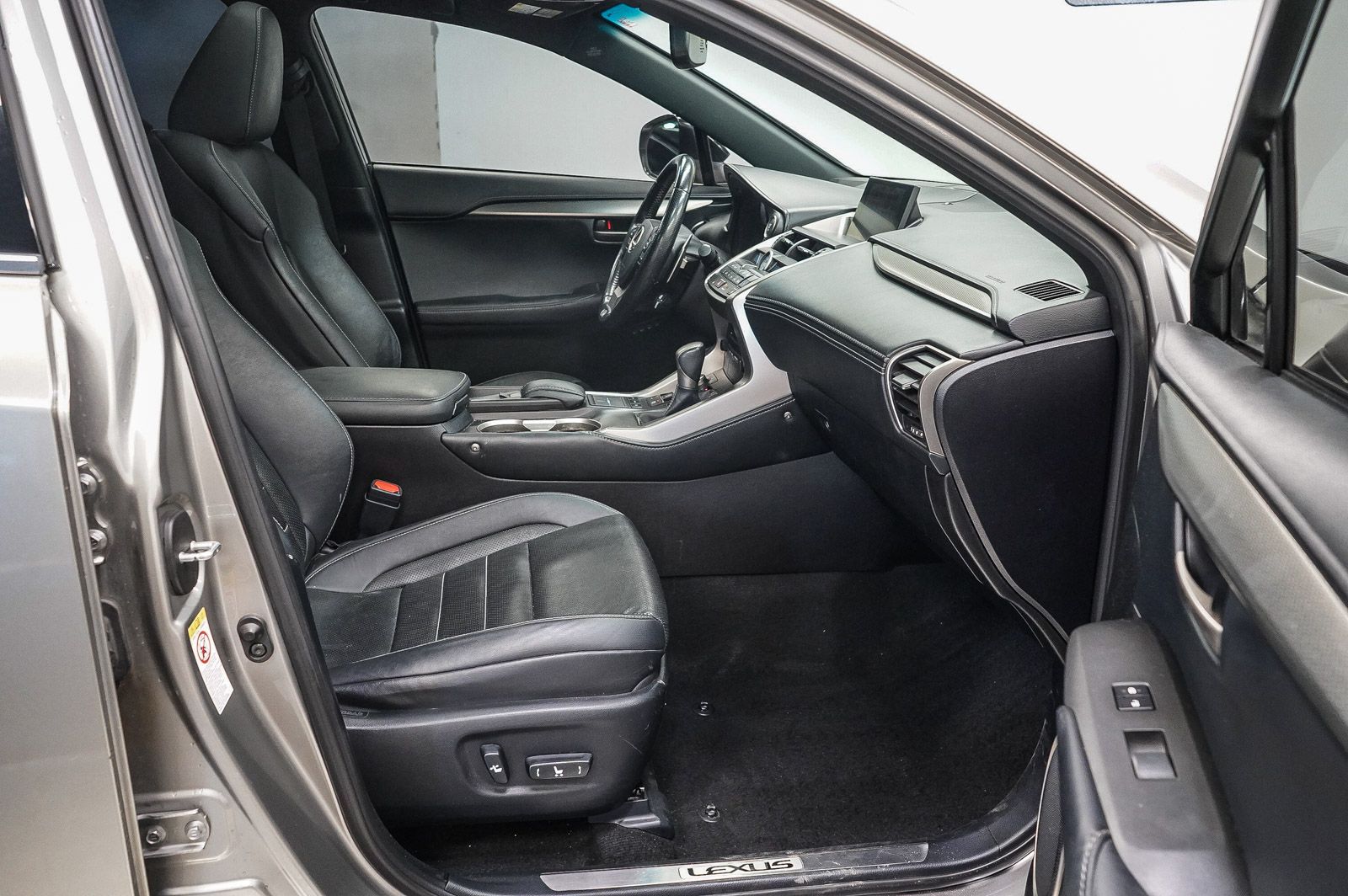 Thumbnail: 2016 Lexus NX - 17