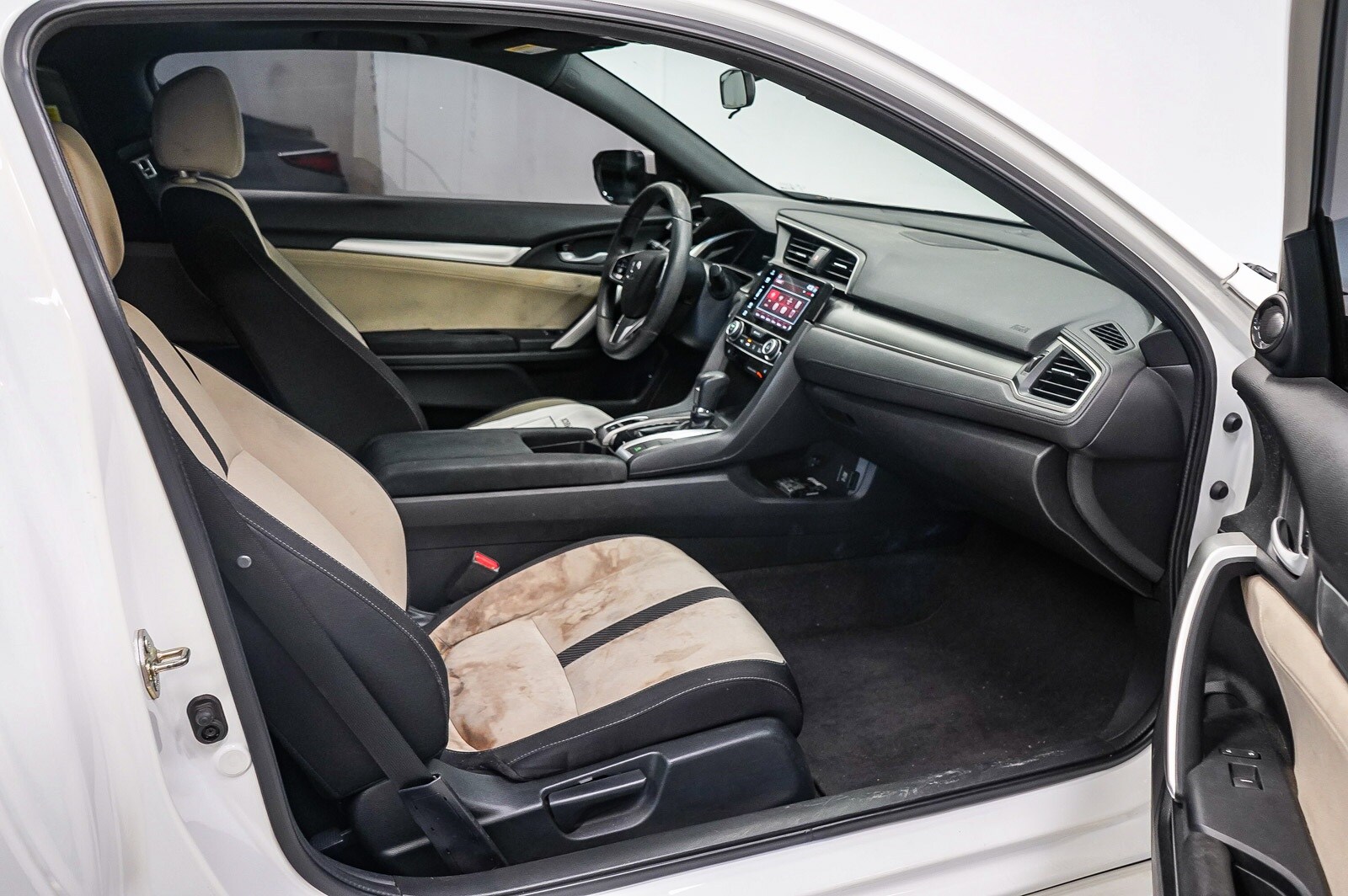 Thumbnail: 2017 Honda Civic - 16