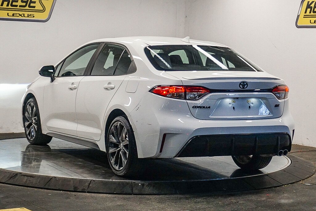 Used 2024 Toyota Corolla SE Sedan