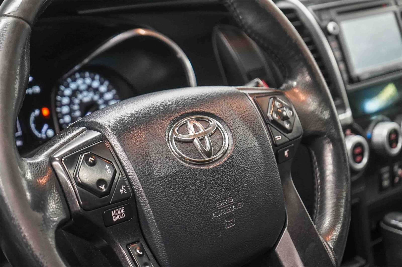Thumbnail: 2018 Toyota Sequoia - 21