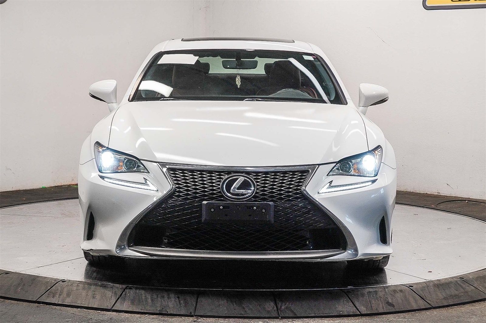 Thumbnail: 2017 Lexus RC - 2